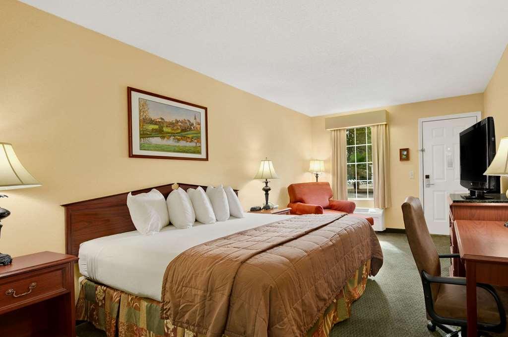 Baymont By Wyndham Kingsland Hotell Rom bilde