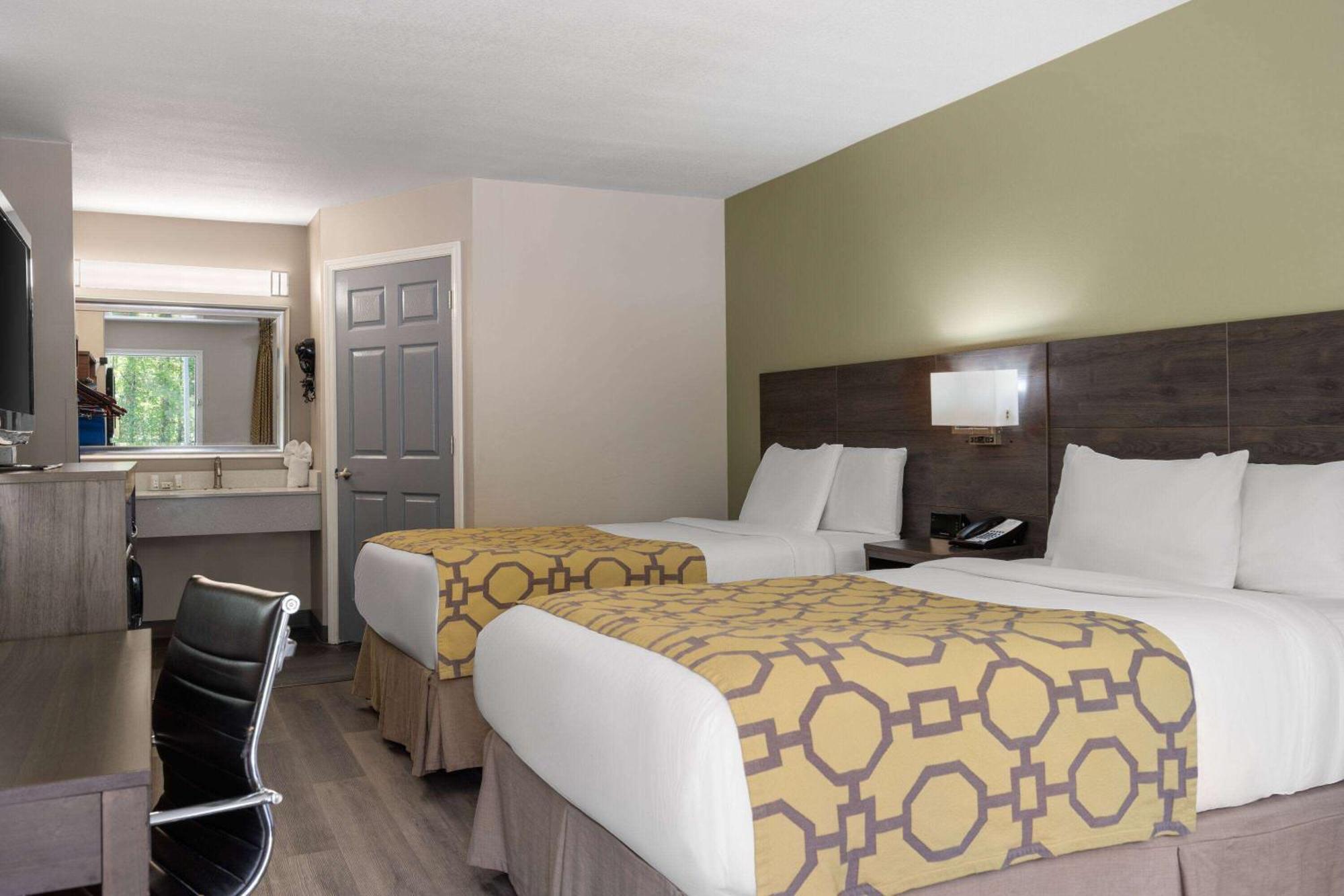 Baymont By Wyndham Kingsland Hotell Eksteriør bilde