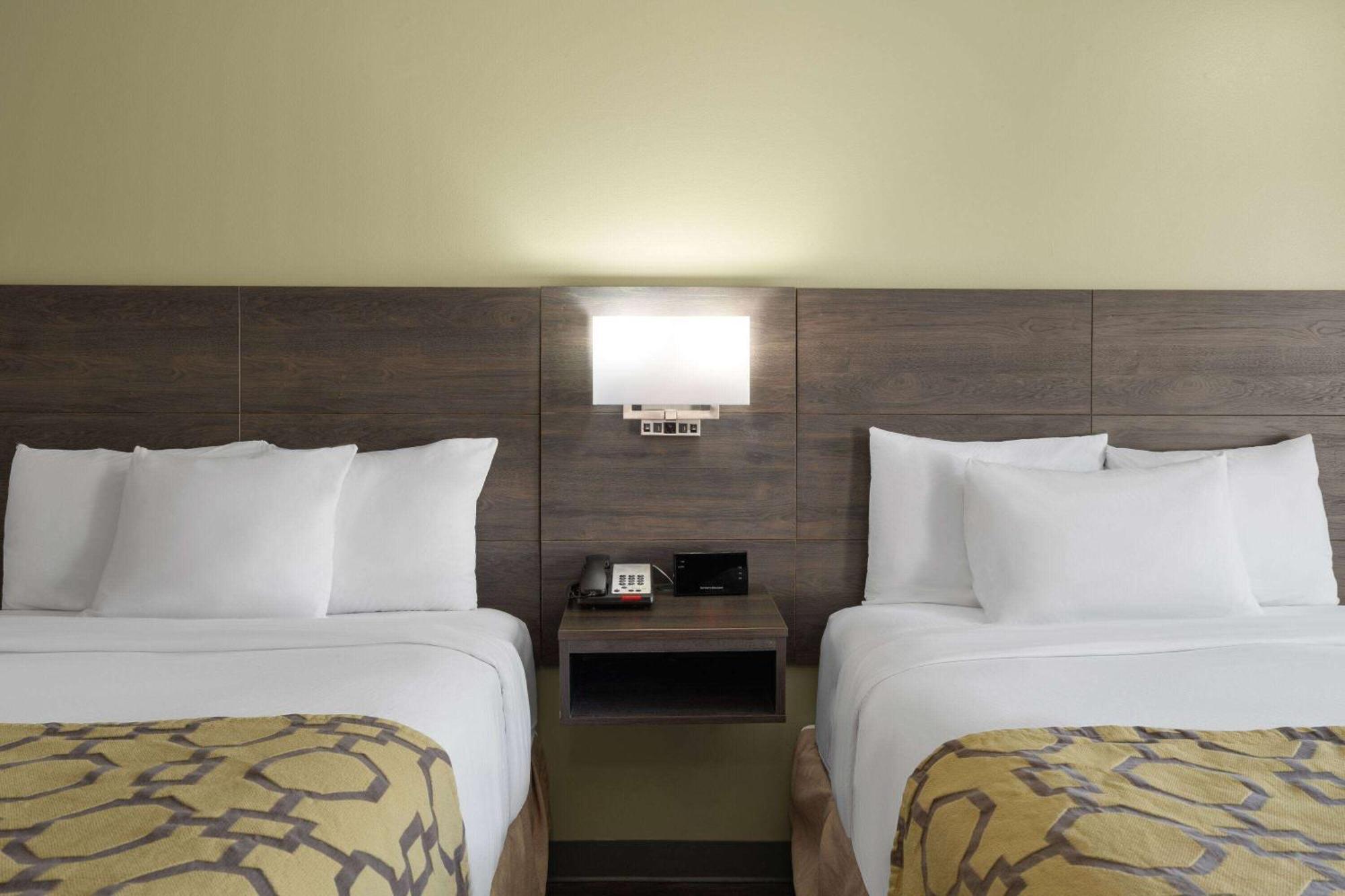Baymont By Wyndham Kingsland Hotell Eksteriør bilde