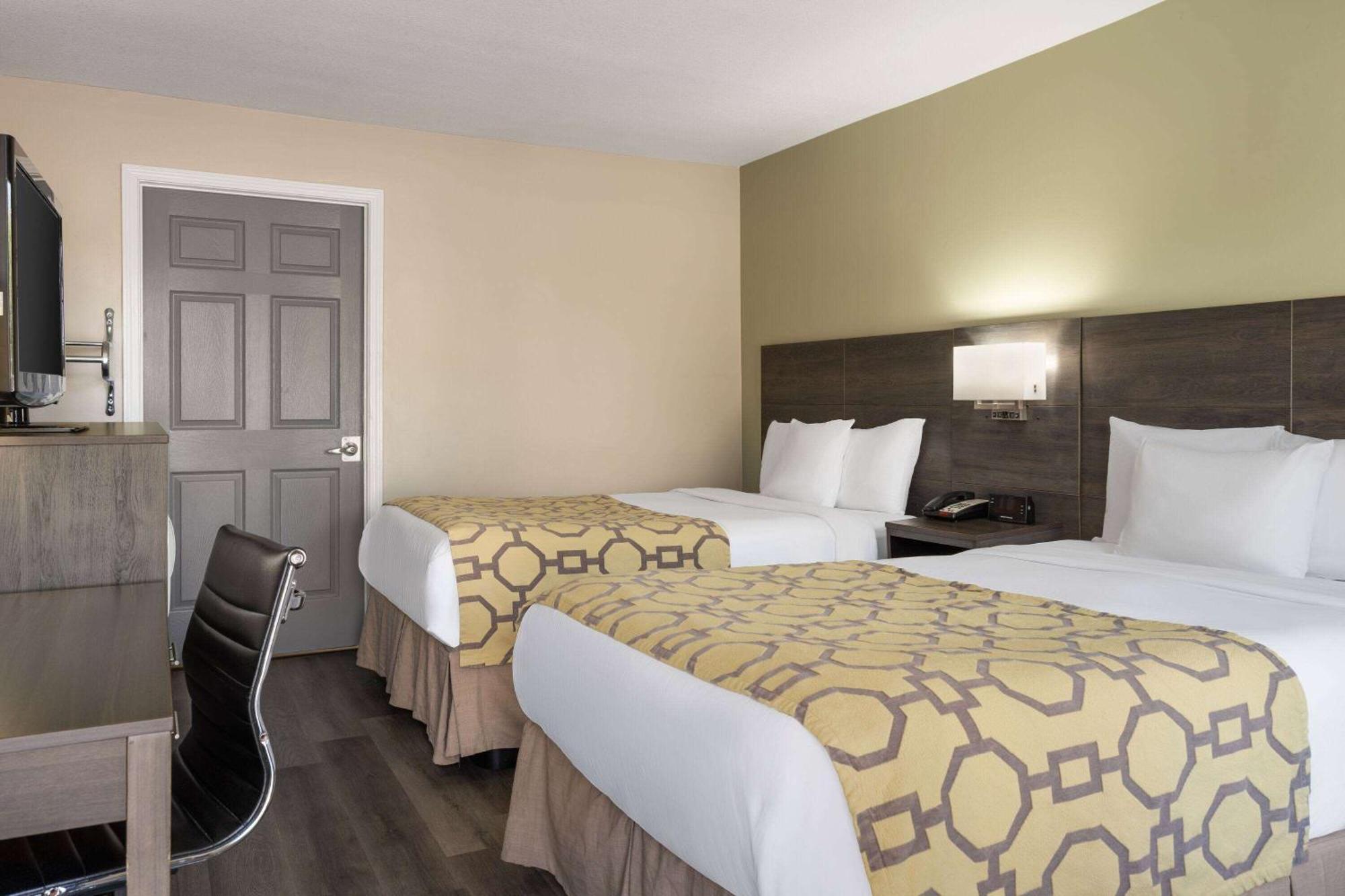 Baymont By Wyndham Kingsland Hotell Eksteriør bilde